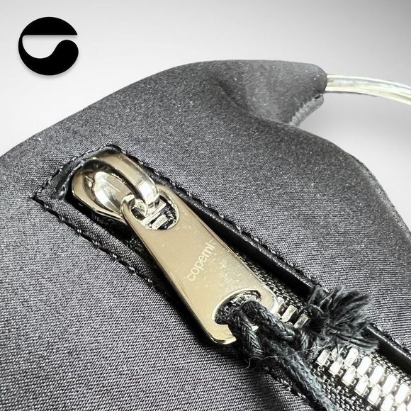 🚫SOLD ON DEPOP🚫NWT Coperni Ring Swipe Mirror Stud Black Shoulder / Top Handle - Picture 8 of 17